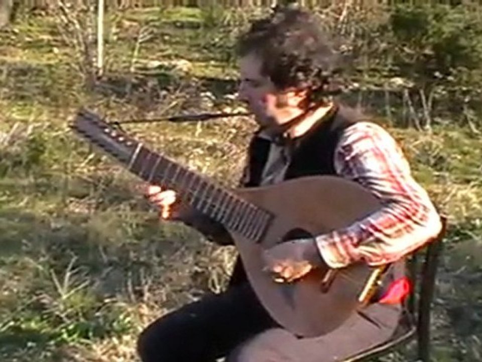 GHJUVELLINA  : Airs des violoneux corses . "SCURTISCELLA DI CASTIGLIONI " .