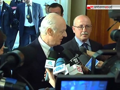 TG 17.03.12 Marò pugliesi, De Mistura a Bari rassicura le famiglie Latorre e Girone