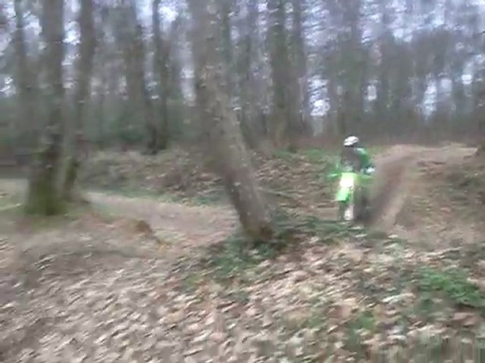 petit saut en KDX 125