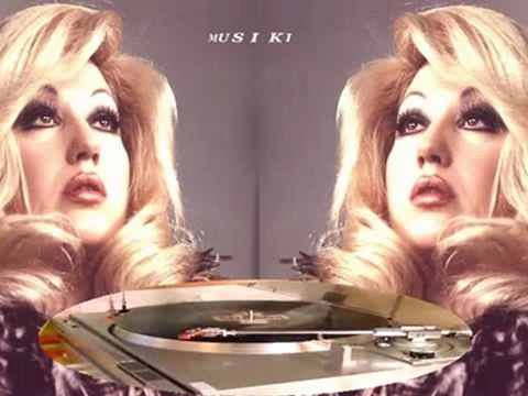 Gönül Akkor ♫ Gelmedin bir kereden mada neden.HD