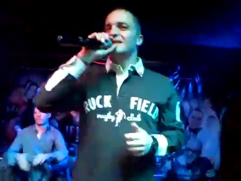 Cheb hichem live à lyon le 19-11-2011 - YouTube