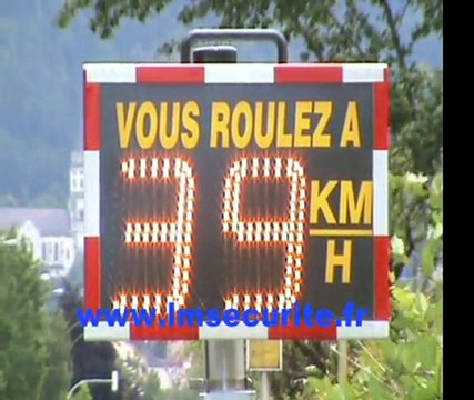 RADAR PREVENTIF PEDAGOGIQUE LUMINEUX DE VITESSE VIASIS BASIC