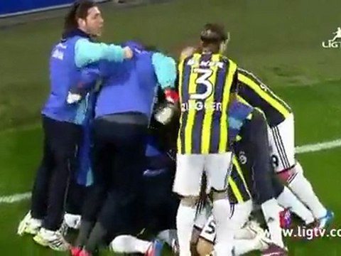 FOOT : Moussa Sow marque un but superbe ! (Nominé Prix Puskas 2012)