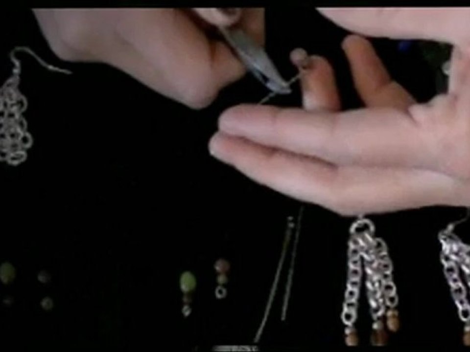 How to Make Metal Jewelry at Home