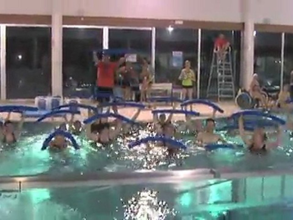 TELETHON 2011 : Défis nage et plongée + Défilé Miss à la Piscine du Toulois à'Ecrouves (OVIVE) (Meurthe et Moselle-54)