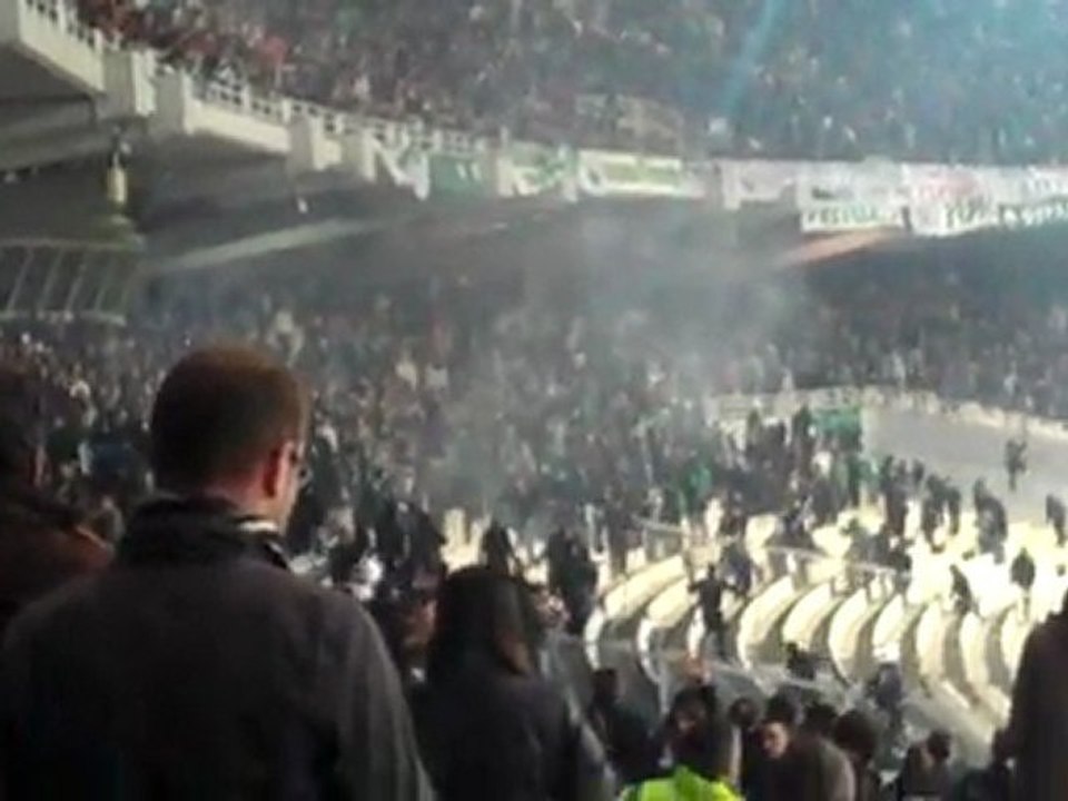 Επεισόδια στο ΟΑΚΑ (ΠΑΟ - Ολυμπιακός) Part- 5