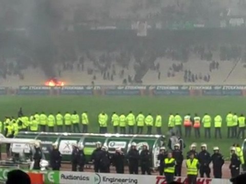 Επεισόδια στο ΟΑΚΑ (ΠΑΟ - Ολυμπιακός) Part 7