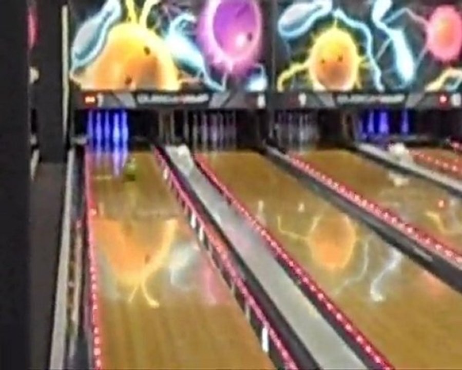 Antoine et Gautier au bowling