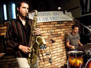 Esquisse en fest-deiz à la Mission Bretonne