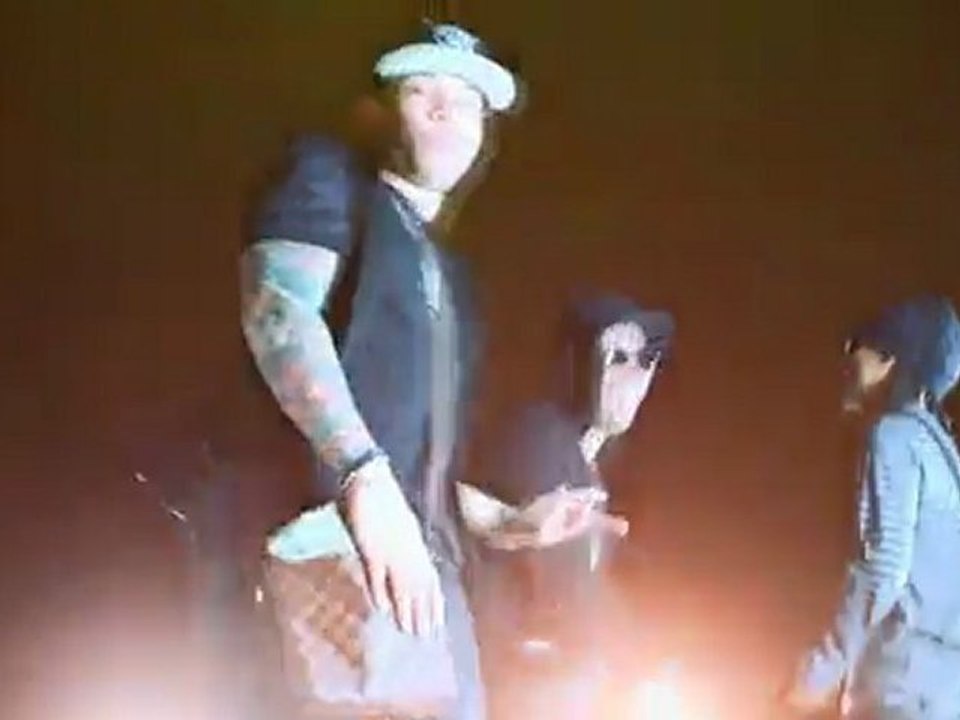 ALEX KYZA feat. ARCANGEL & DE LA GHETTO - muero por los mios HD