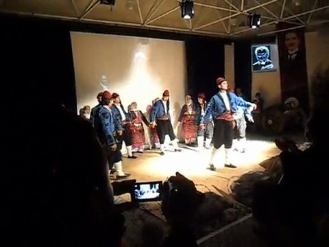 FİNİKE HALK EĞİTİMİ MERKEZİ HALKOYUNLARI EKİBİ