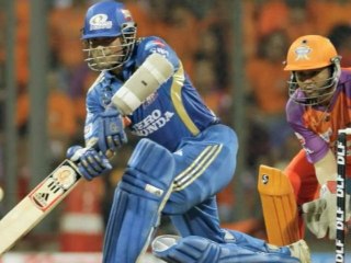 Salman Khan And Amitabh Bachchan Together At IPL 5 - Bollywood News