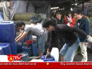 ANTÐ - Bắt quả tang cơ sỏ xả thải độc hại ra sông Hồng