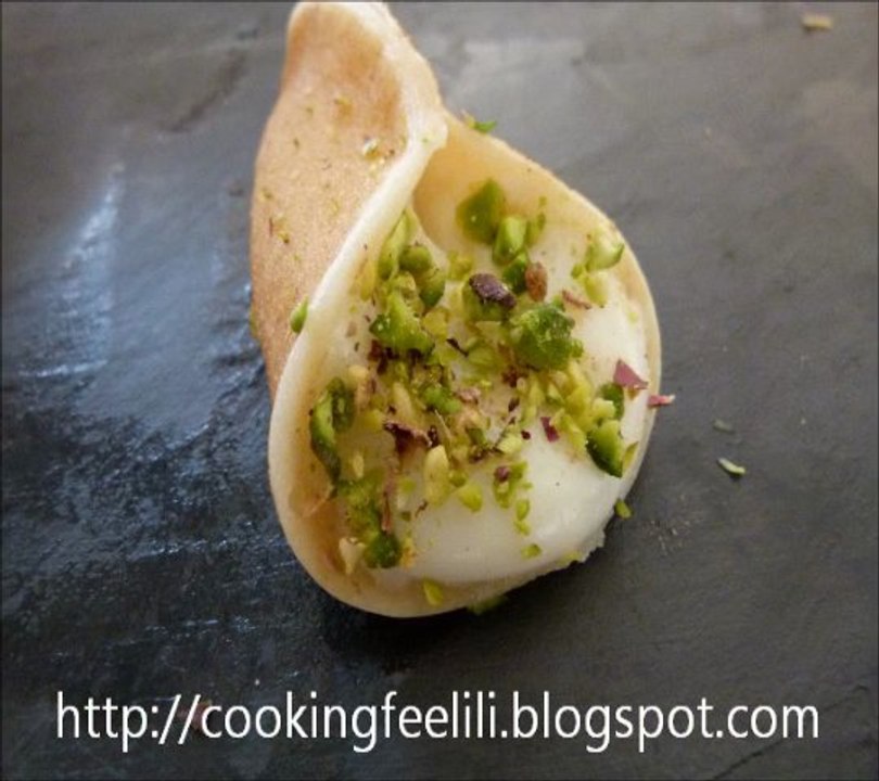 Recette des crêpes à la crème de lait et pistaches "Atayef" - patisserie Libanaise