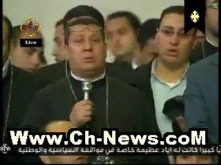 Les larmes d'Ibrahim Ayad pendant "Omonoguenis" avant les funérailles du Pape