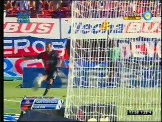 El polémico gol de Ariel Garcé, Abal lo convalidó