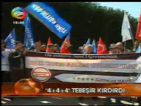 Türk eğitim Sen İzmir 1 nolu Şube Başkanlığı 4+4+4 Eğitim Modeli Tebeşirli Protestosu