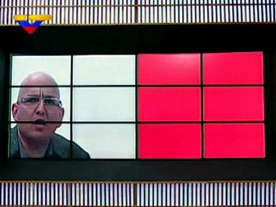 (VIDEO) Cayendo y Corriendo: NuevoHerald revela Plan-B / Rumores=Negocio del agua embotellada / Caricatura racista 19.03.2012  2/2