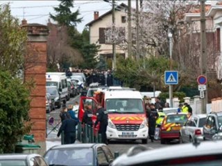 LARMES DE SANG DANS LA VILLE ROUGE       (  RHEDJI  )