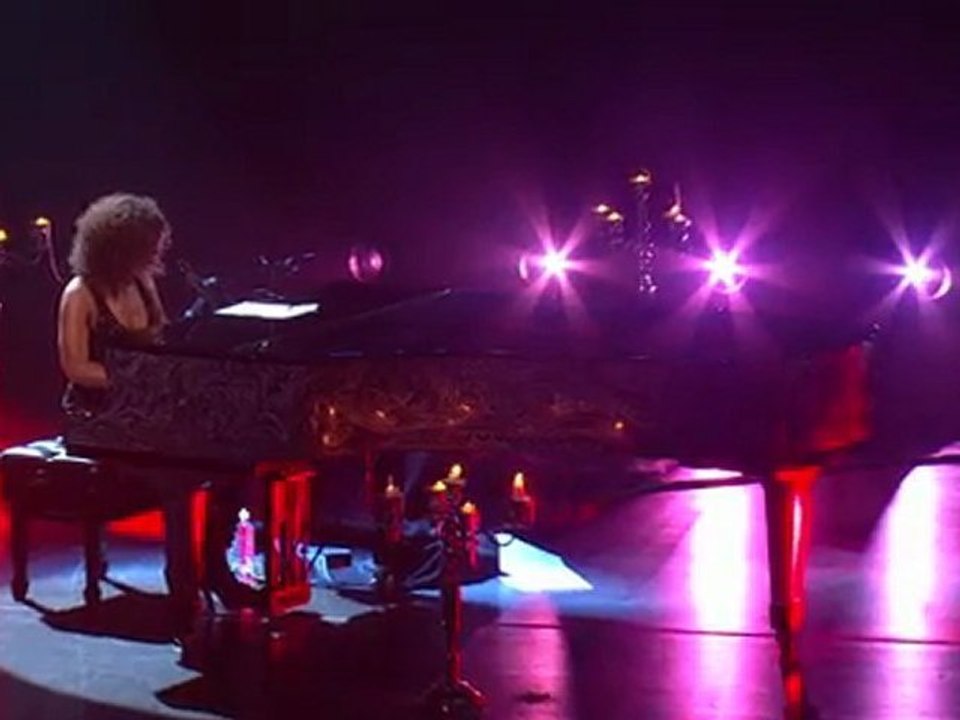 Alicia Keys - Fallin' (Piano & I: AOL Sessions 1)