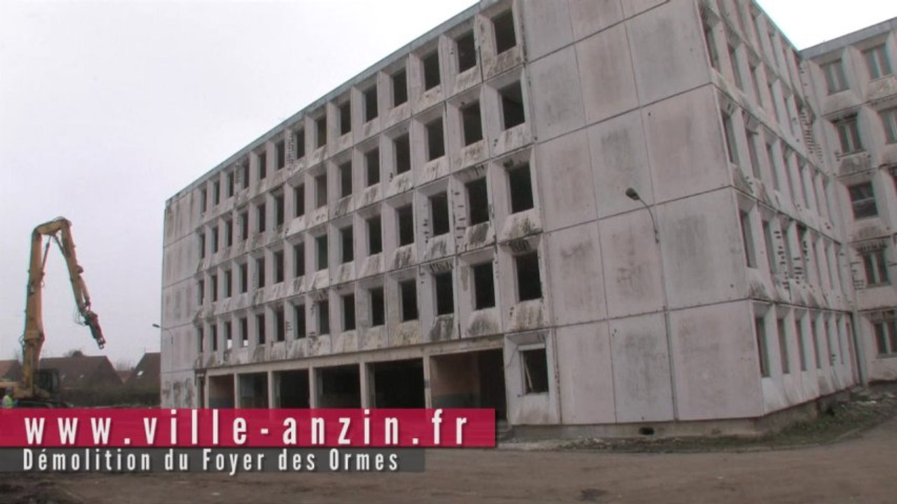 Démolition du Foyer des Ormes