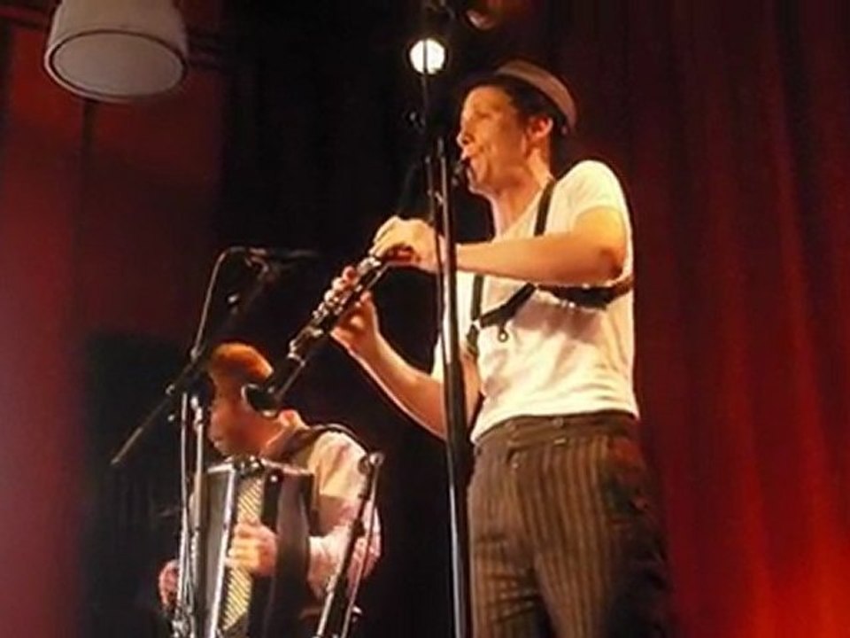 Libertés de séjour à Calais : Valse avec Sirba au Channel