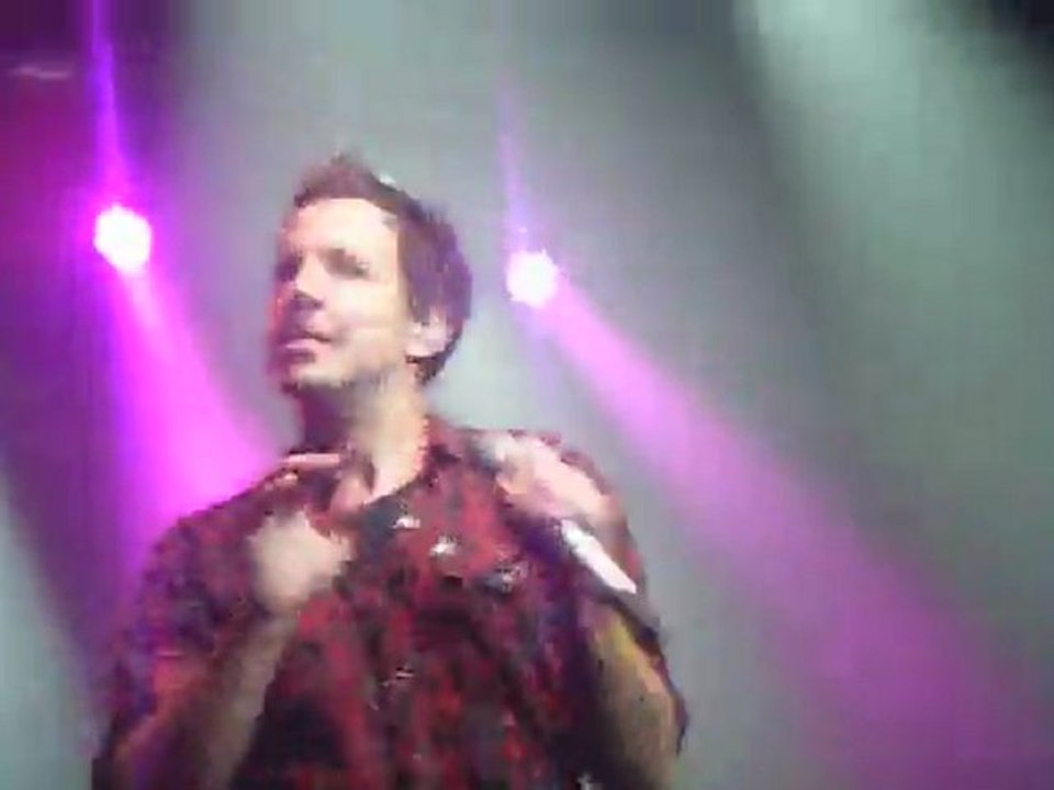 Move like jagger, Dynamite & Sexy Pierre