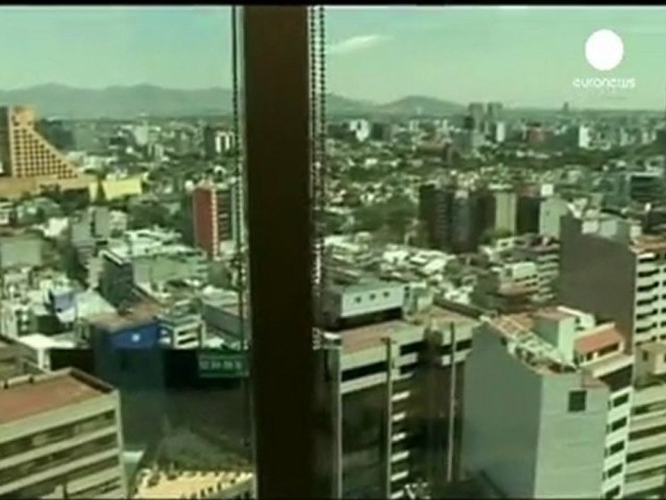 Strong earthquake hits Mexico