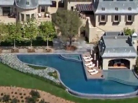Tom Brady and Gisele Finish House