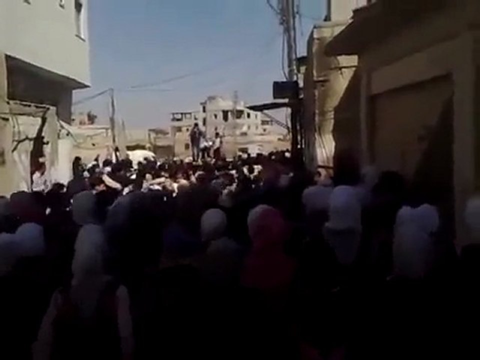 فري برس دمشق برزة  مظاهرة طلابية 20 3 2012 ج3