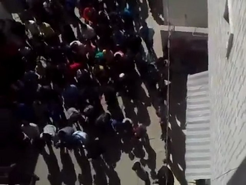 فري برس دمشق برزة  مظاهرة طلابية 20 3 2012 ج1