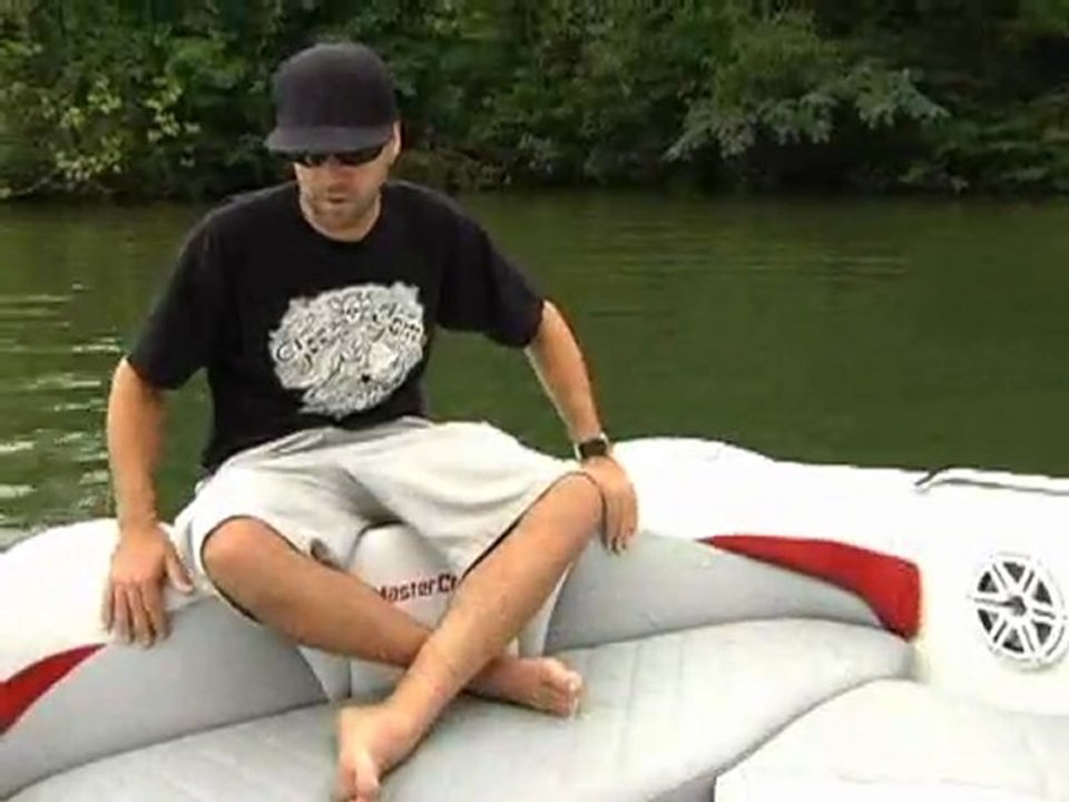 MasterCraft X-35 Bow