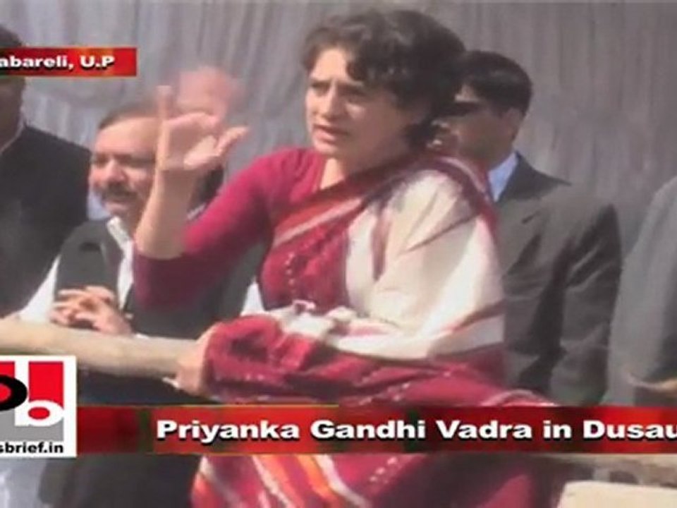 Priyanka Gandhi Vadra in Dusauti (Raebareli) campaigns for Congress