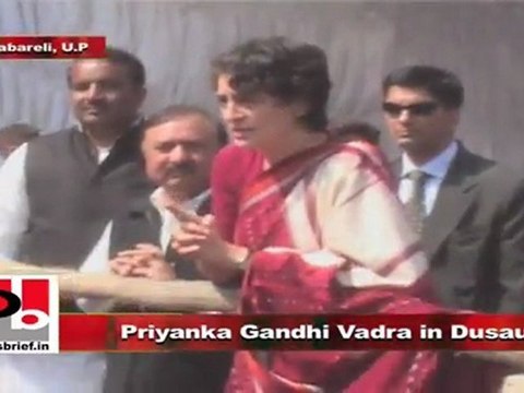 Priyanka Gandhi Vadra in Dusauti (Raebareli) addresses an election meeting