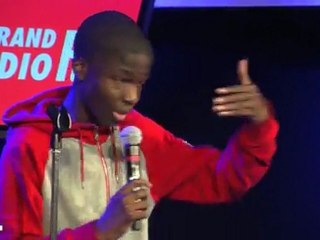 Stéphane Bak en live dans le Grand Studio RTL présenté par Laurent Boyer