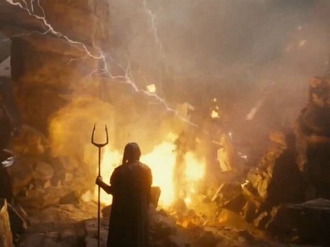 Ira de titanes - Segundo Tráiler Español HD [1080p]