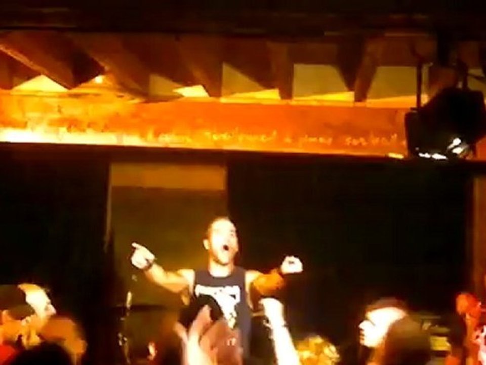 Disturbance au Bateau Ivre (Rouen)