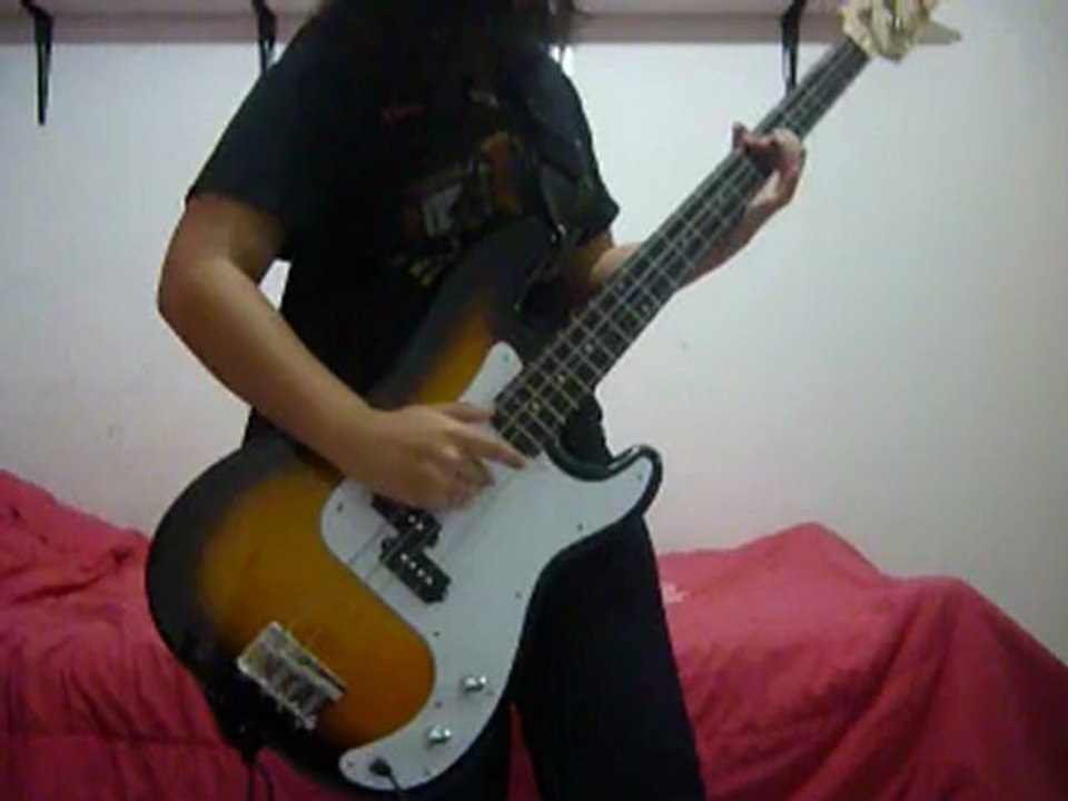Improvisando un poco (Bajo Electrico) (two(?)