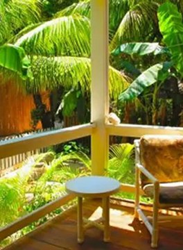 Roatan Beach House Barefoot Dream Beach Level (Bay Islands, Honduras) by Island Rose - Roatan Home Rentals