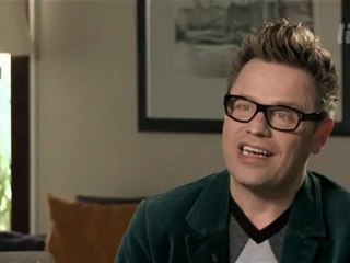 Hampaiden valkaisu Teuvo Lomanille. Hollywood Smile -laservalkaisu Helsingin, Tampereen ja Turun keskustoissa.