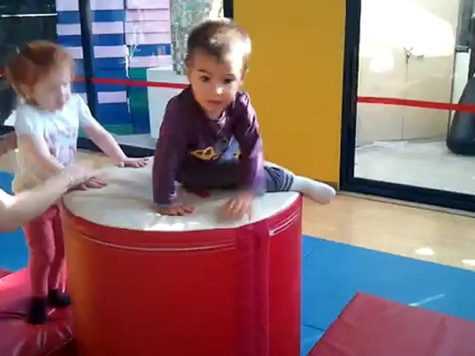 video-2012-09-22-10-07-26