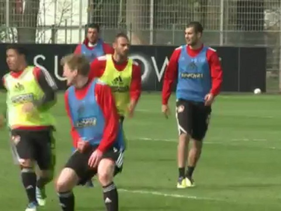 Michael Ballack bald "Down Under"?