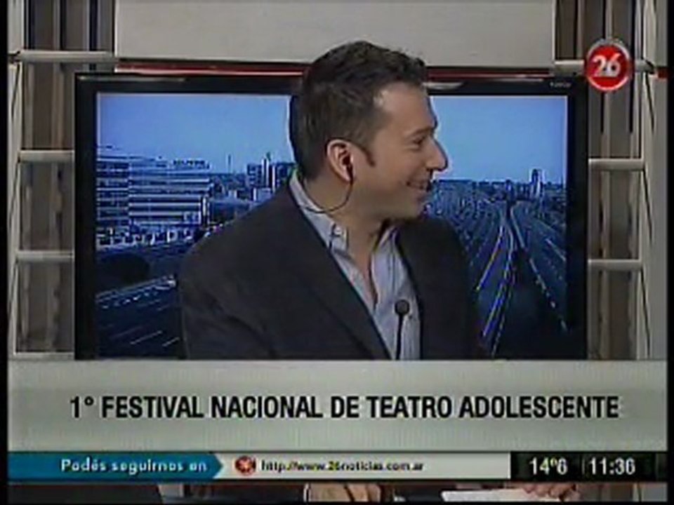 Julia Calvo y el festival adolescente │ El Diario del Domingo, Luis Bremer