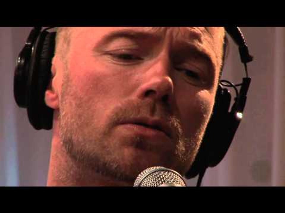 Ronan Keating - Fires (Live)