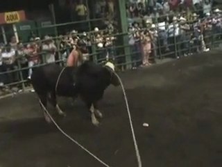 Femme fait du rodéo : FAIL