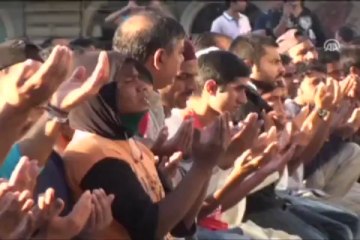 Komşu'da çirkin filme protesto