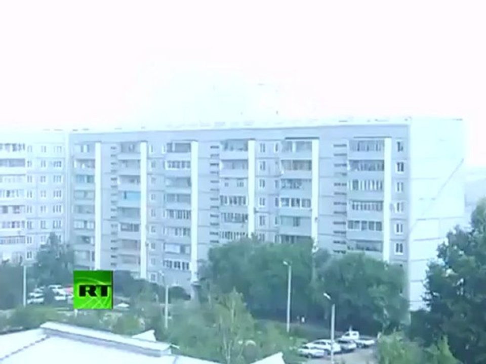 Amateur videos of powerful tornado that kills 1, injures dozens in Russia