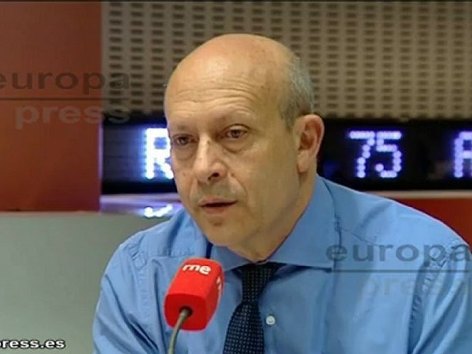 Wert defiende la autoridad del profesor