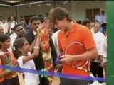 Rafa Nadal inaugura una escuela en La India