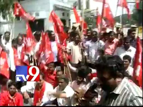 Police arrest CPI Narayana